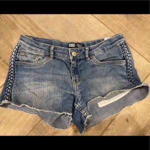 Levi’s Girls Shorty Shorts